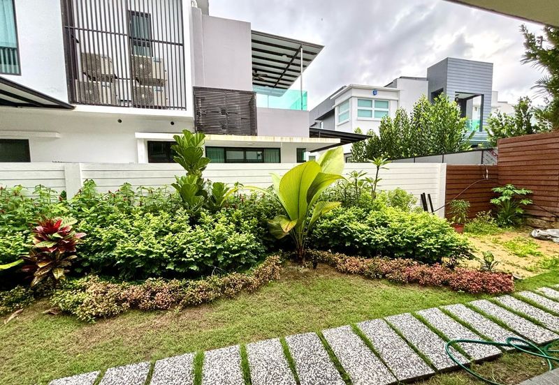 Noble Park @ East Ledang