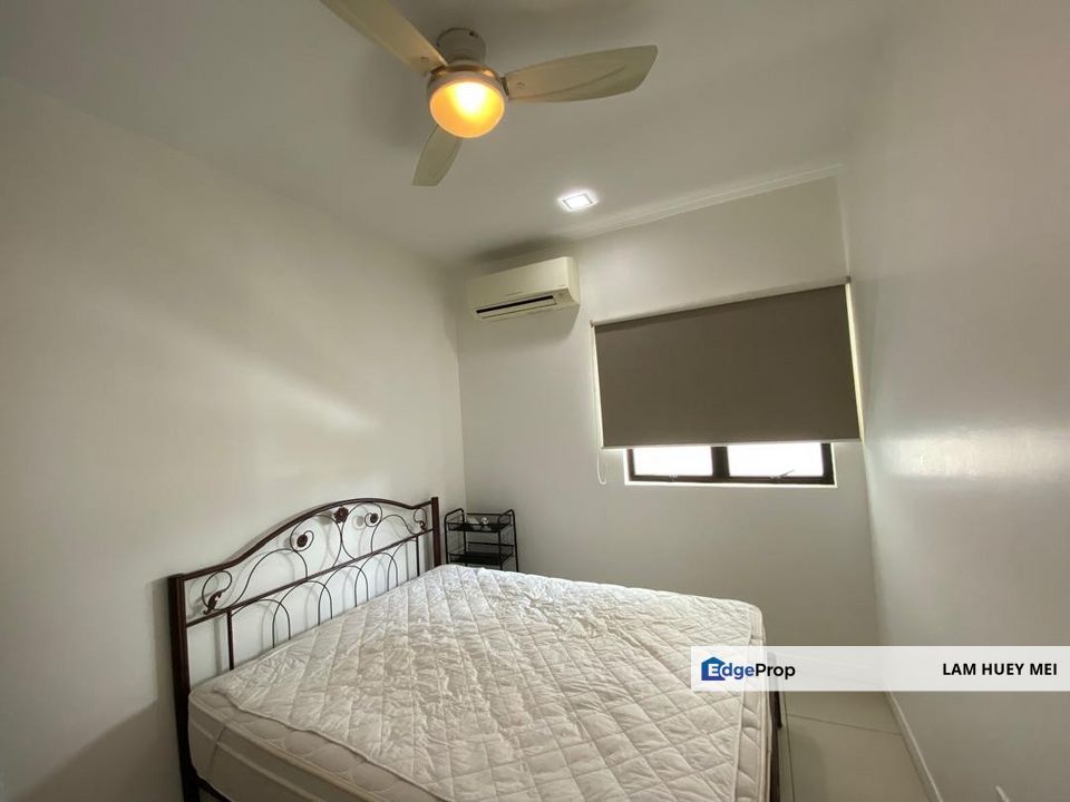 Ujana Executive Apartment, Johor, East Ledang