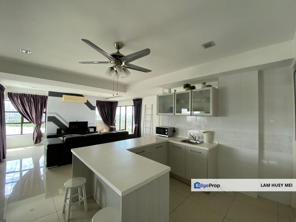 Ujana Executive Apartment, Johor, East Ledang