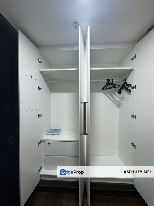 Almas Puteri Harbour, Johor, Kota Iskandar