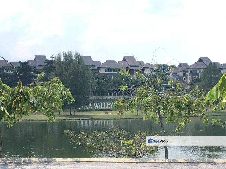 Facing Lake Avenue 2 Lake Valley Bandar Tun Hussein Onn Cheras Selangor