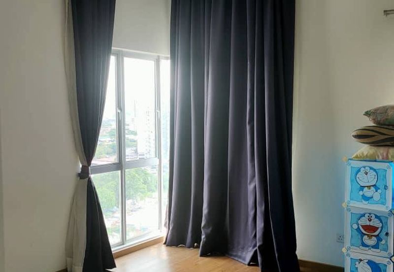 Zeta DeSkye Residence