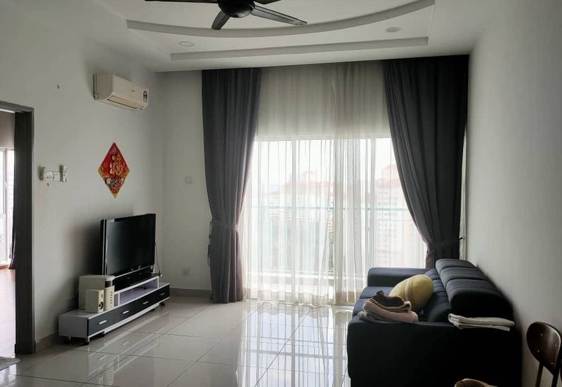 Zeta DeSkye Residence