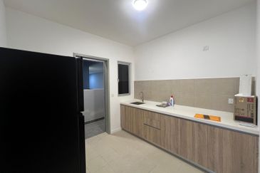 Sanderling @ Lakefront Cyberjaya