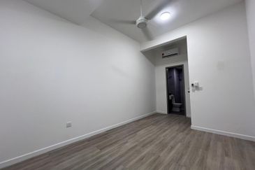 Sanderling @ Lakefront Cyberjaya