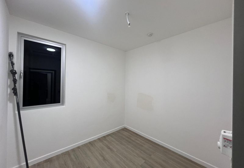 Sanderling @ Lakefront Cyberjaya