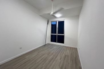 Sanderling @ Lakefront Cyberjaya