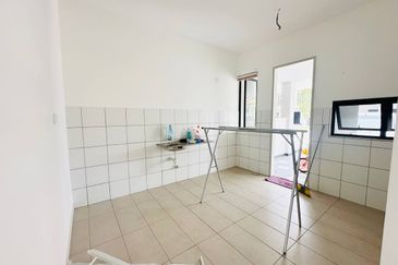 Setia Warisan Tropika