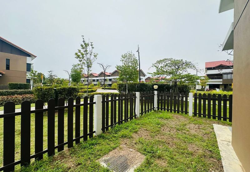 Setia Warisan Tropika