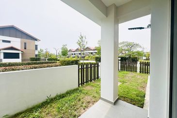 Setia Warisan Tropika