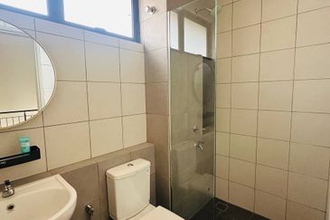 Setia Warisan Tropika