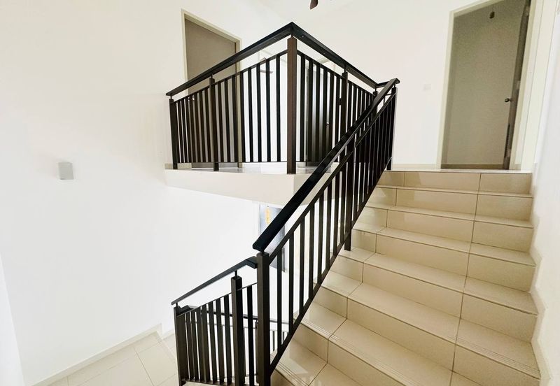 Setia Warisan Tropika