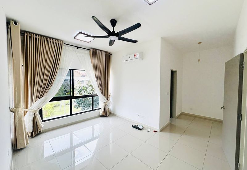 Setia Warisan Tropika