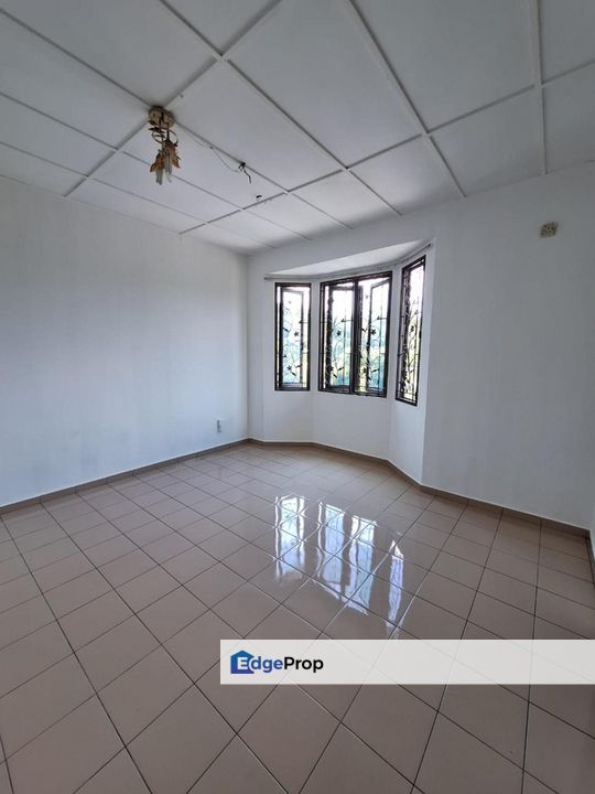 Double storey terrace taman saujana, Selangor, Puchong South