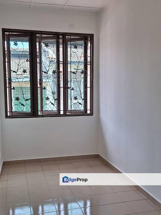 Double storey terrace taman saujana, Selangor, Puchong South