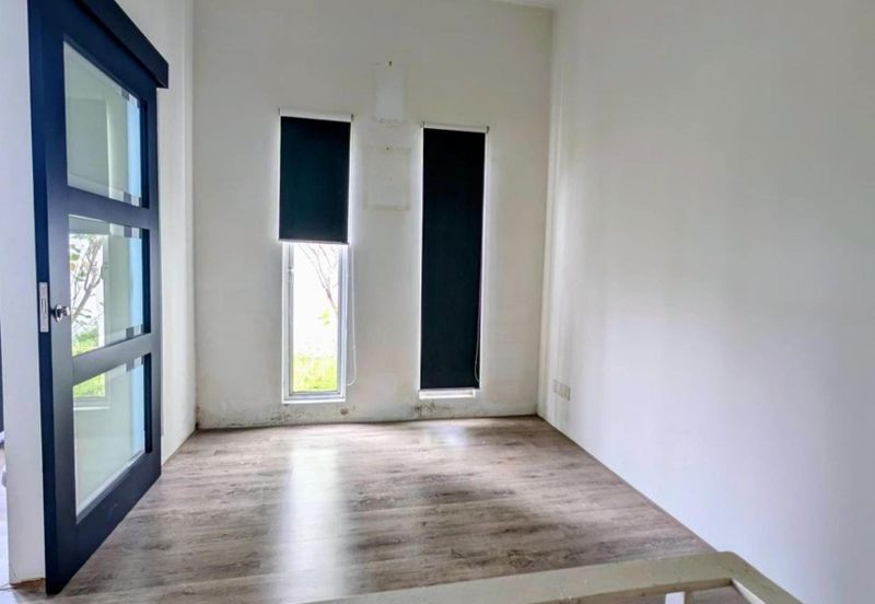 Condominium the sanderson 