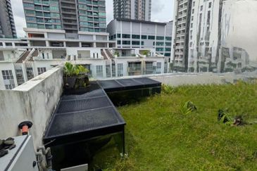 Condominium the sanderson 