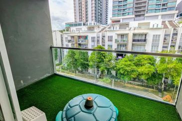 Condominium the sanderson 