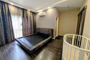 Condominium the sanderson 