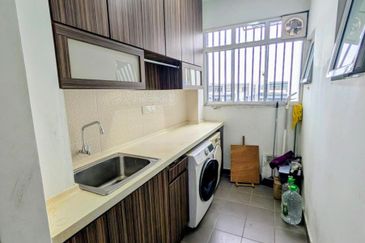 Condominium the sanderson 