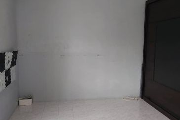 Jalan SP 4 @ Bandar Saujana Putra