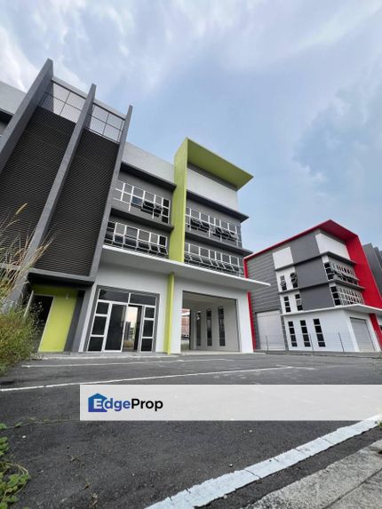 3 storey semi d warehouse@perdana industrial park , Selangor, Puchong