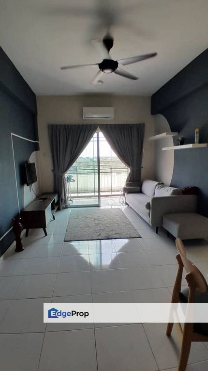 Damai apartment house Seksyen 25, Selangor, Shah Alam