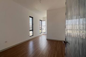 Elmina Green Three @ City of Elmina