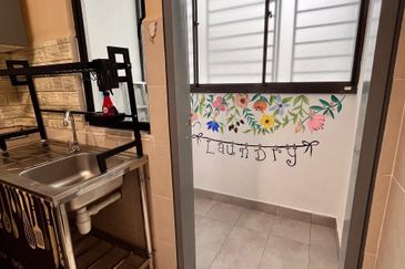 Pangsapuri seri akasia Puchong Prima 