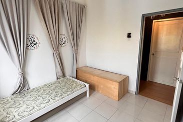 Pangsapuri seri akasia Puchong Prima 