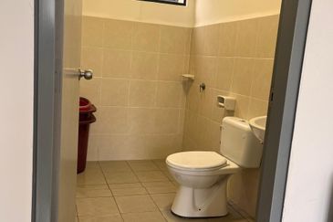 Pangsapuri seri akasia Puchong Prima 