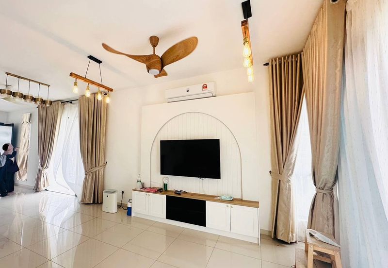 Setia Warisan Tropika