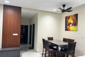 Aura Residence @ Precint 8