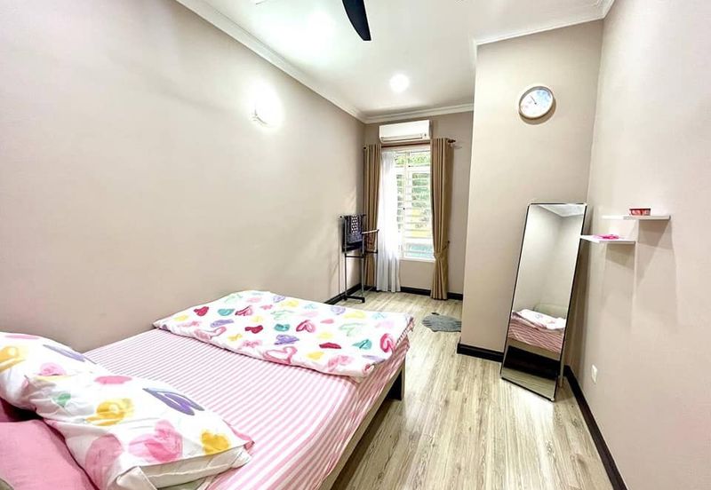 Kota Puteri, Batu Arang