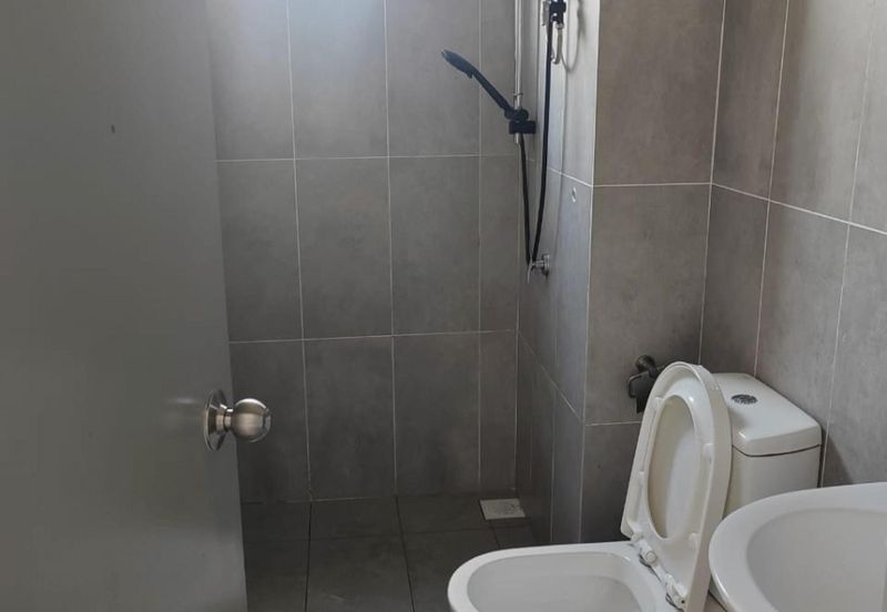 Avia Plus Apartment, Bandar Country Homes