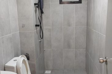 Avia Plus Apartment, Bandar Country Homes