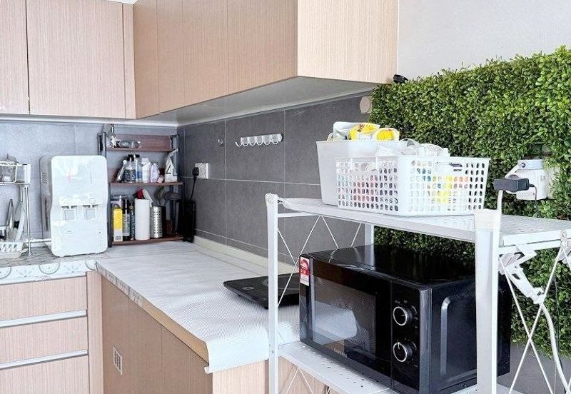 Lake Point Residence