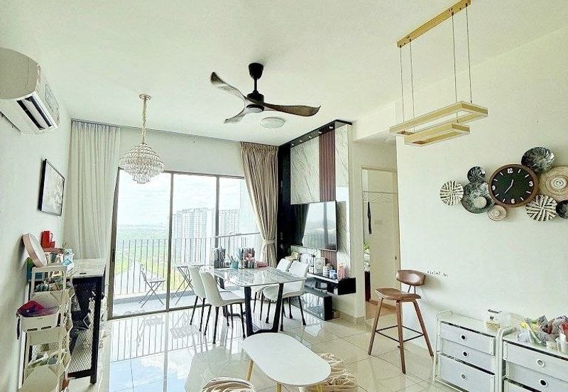 Lake Point Residence