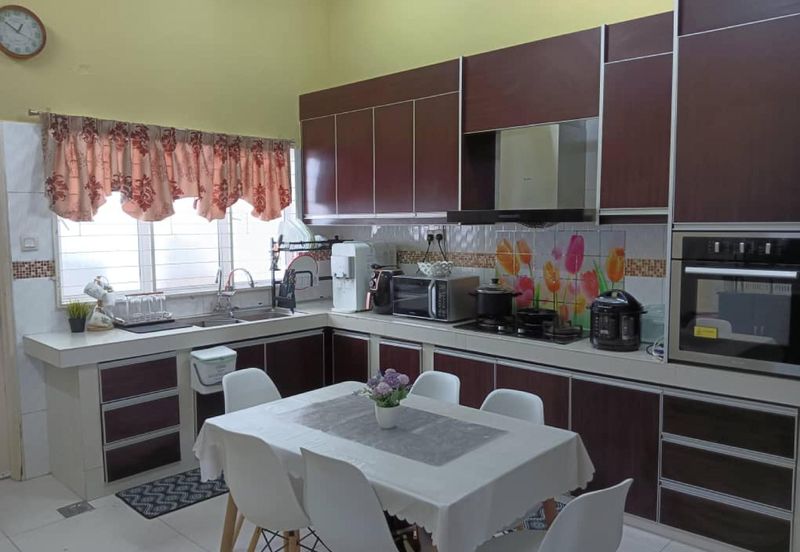 Shah Alam Seksyen 13 Superlink Two Storey Arabella D'Kayangan