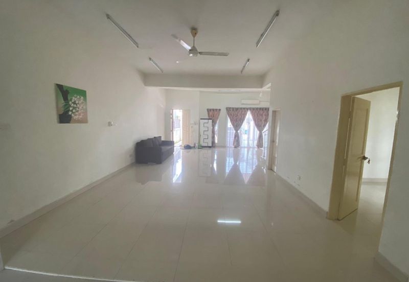 Shah Alam Seksyen 13 Superlink Two Storey Arabella D'Kayangan