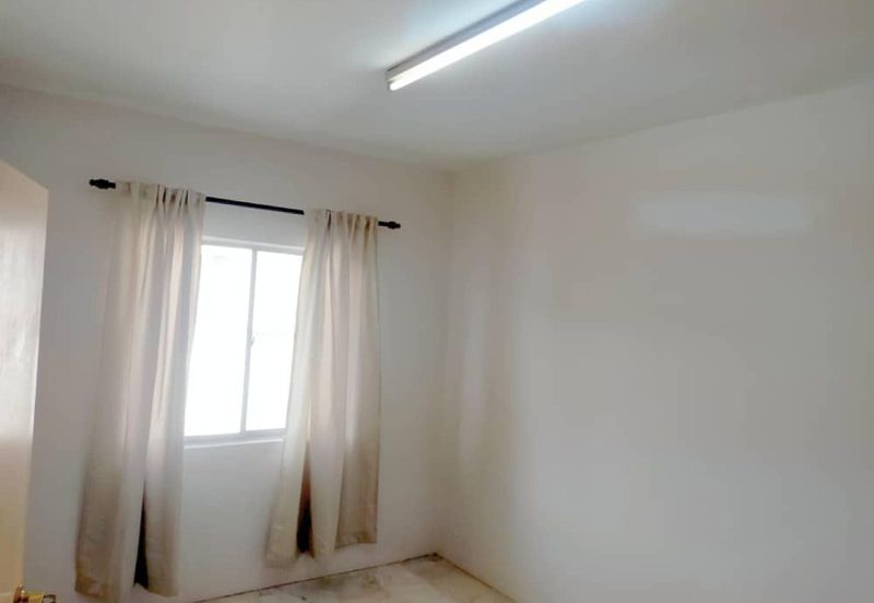 Residensi Warnasari 3