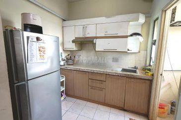 Selangor Bandar Sunway High Rental Suriamas Condominium
