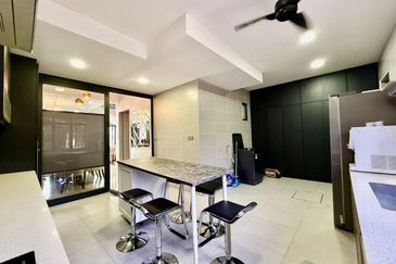 Cyberjaya Double Storey Superlink Terrace Ceria Residence
