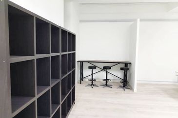 Cyberjay Office Unit @ Kenwingston Square Garden Business Centre