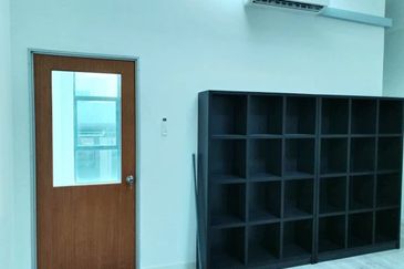 Cyberjay Office Unit @ Kenwingston Square Garden Business Centre