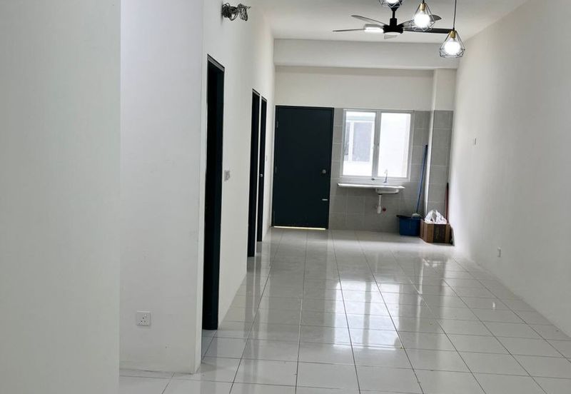 Townhouse (Lower Unit), Kita Mesra @ Cybersouth near PICC