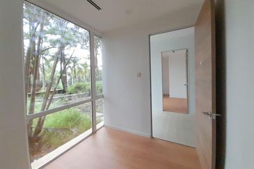 GROUND FLOOR Retail Shop Office Spa Wellness IOI Square Putrajaya for rent