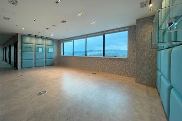 RENOVATED Grade A MSC Status Office PFCC Puchong Financial Corporate Center Puchong for rent 