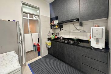 Gombak Batu Cave Bayu Residensi Condo Seri Temenggung