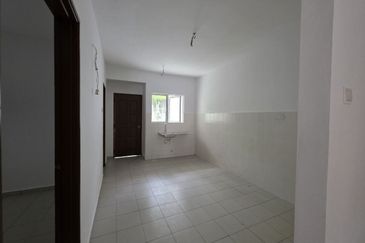 Double Storey Terrace End Lot Taman Salak Damai Kg Giching Sepang